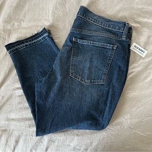 Old Navy Mid-Rise Boyfriend Jeans